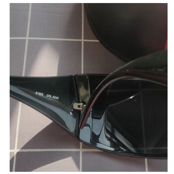Genuine Police sunglasses-unisex - Picture 7 of 9